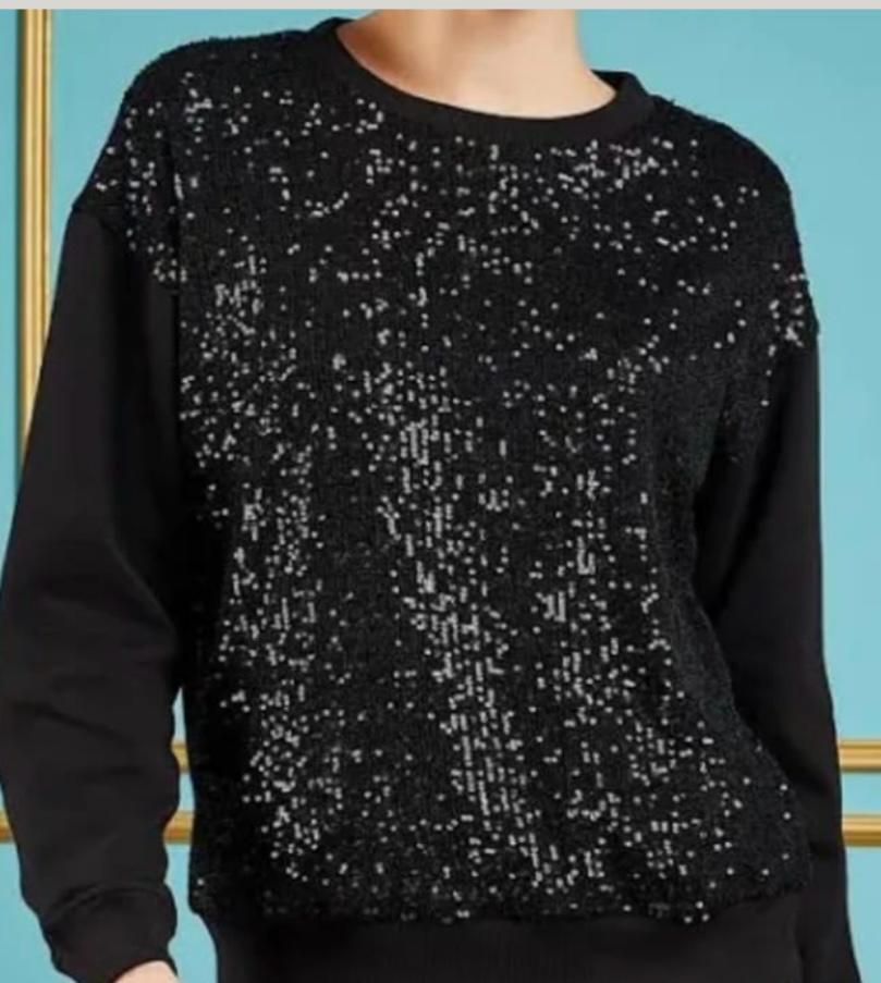 black sweatshirt